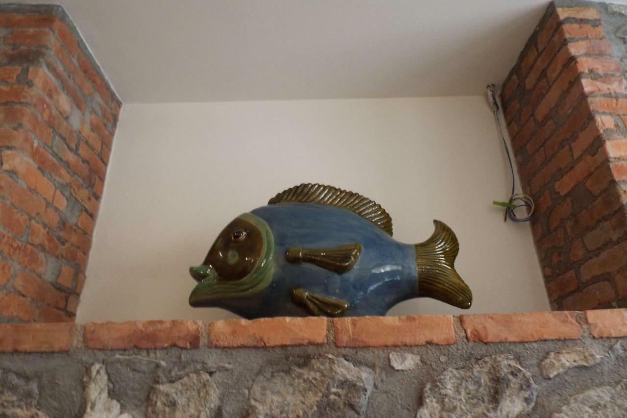 Cefalu Studio Room And Apartments Luaran gambar