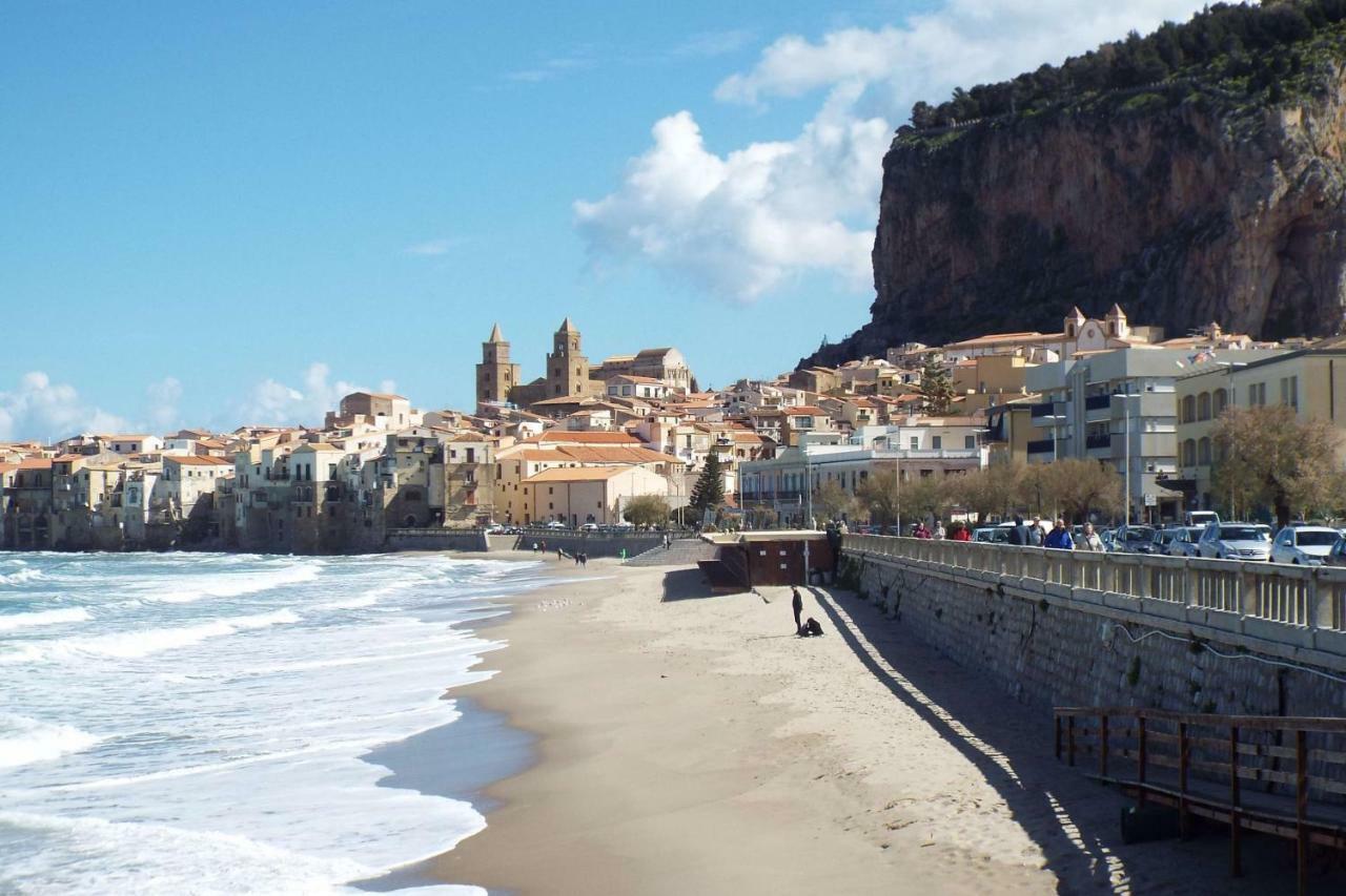 Cefalu Studio Room And Apartments Luaran gambar