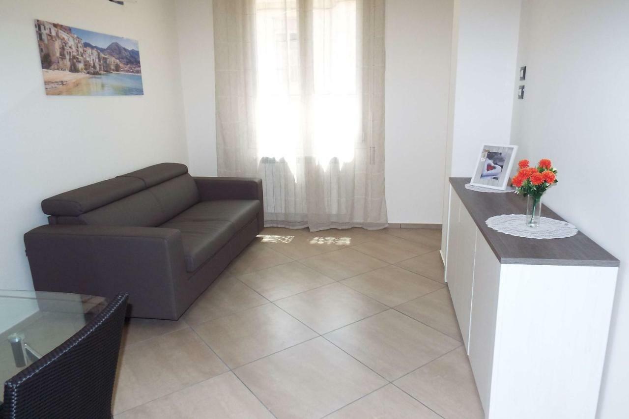 Cefalu Studio Room And Apartments Luaran gambar