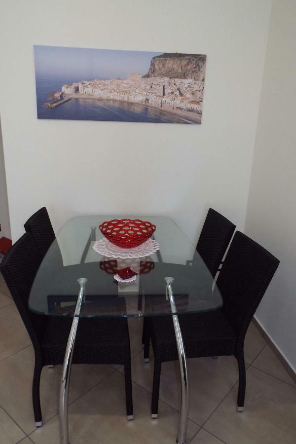 Cefalu Studio Room And Apartments Luaran gambar