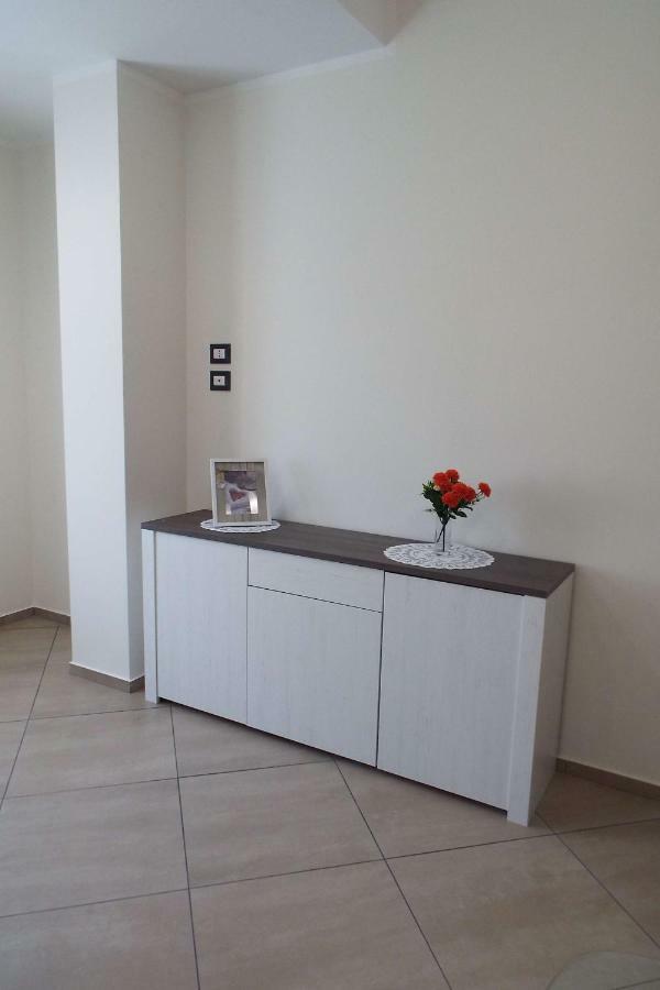 Cefalu Studio Room And Apartments Luaran gambar