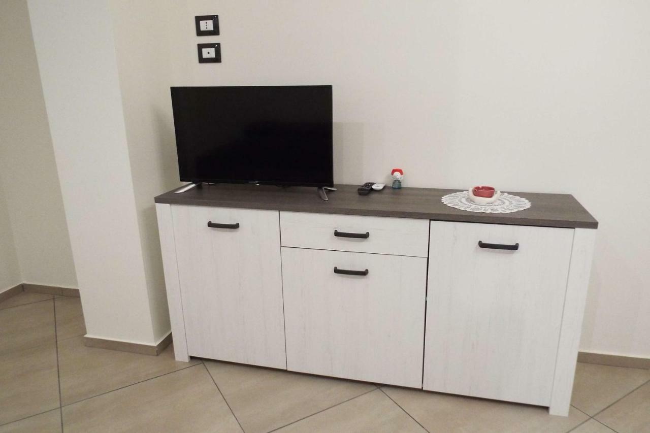 Cefalu Studio Room And Apartments Luaran gambar
