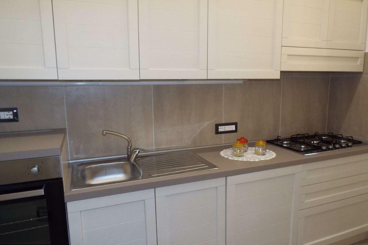 Cefalu Studio Room And Apartments Luaran gambar