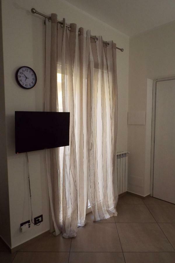 Cefalu Studio Room And Apartments Luaran gambar