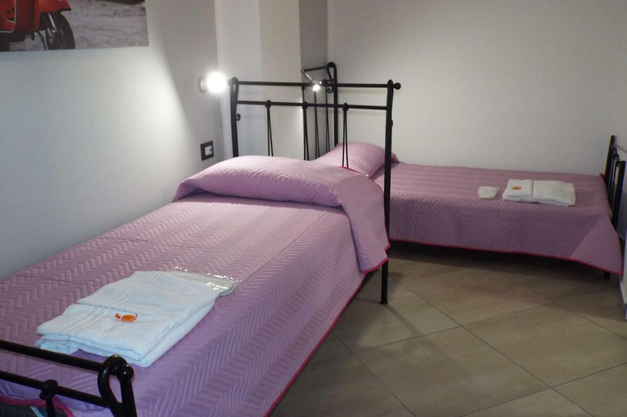 Cefalu Studio Room And Apartments Luaran gambar